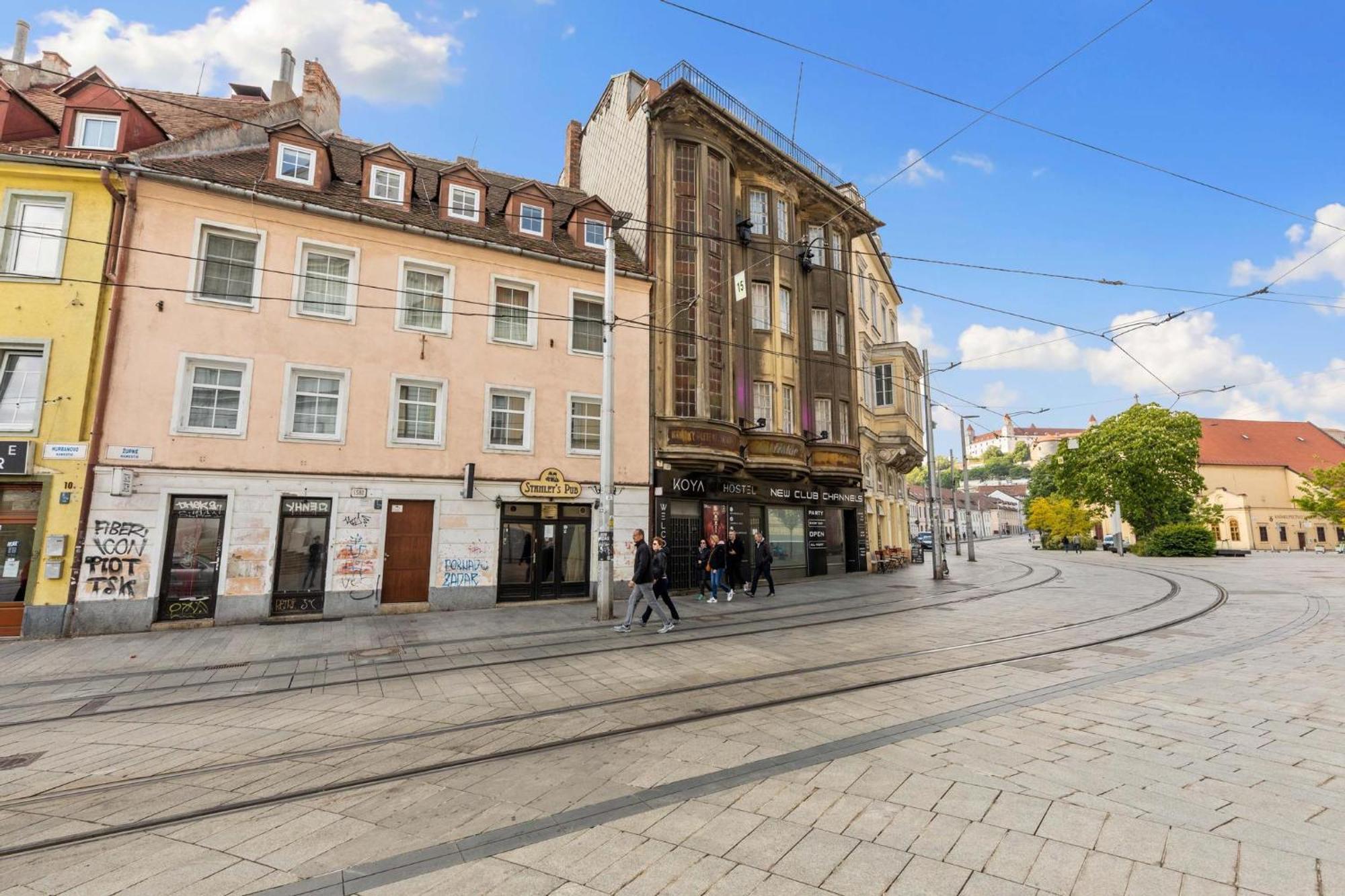 Apple Apartment Bratislava Exterior photo